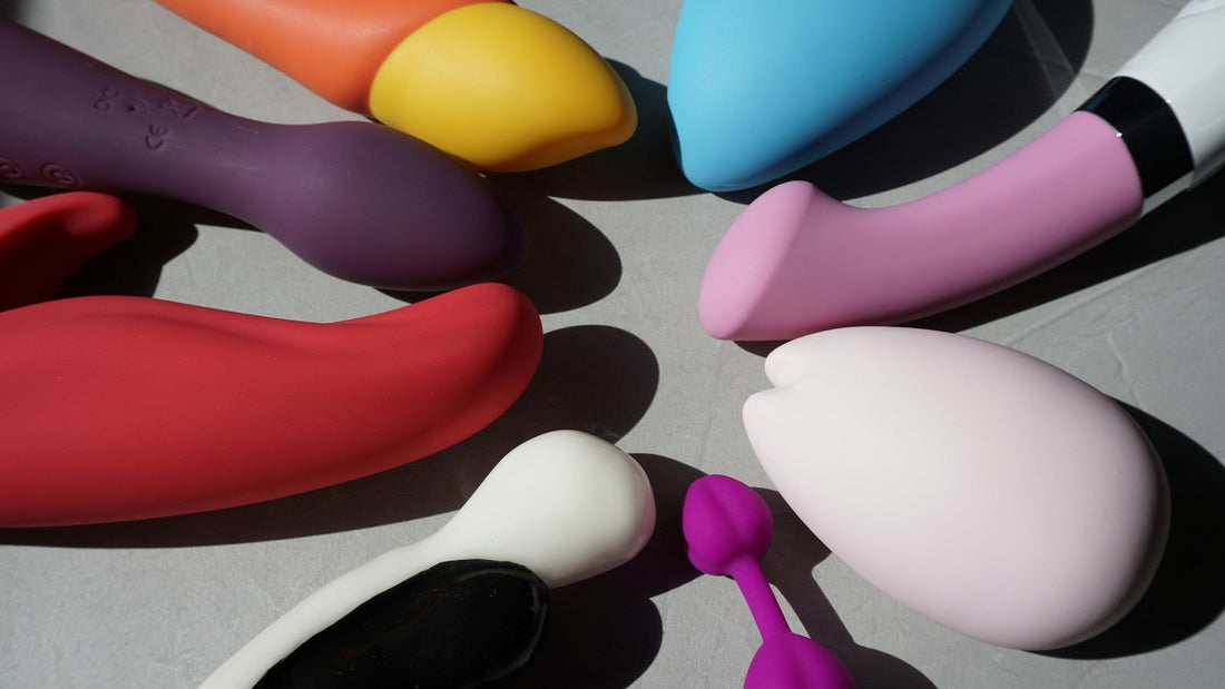 How to use a dildo: A guide for beginners - Wet For Her How to use a dildo: A guide for beginners - Wet For Her