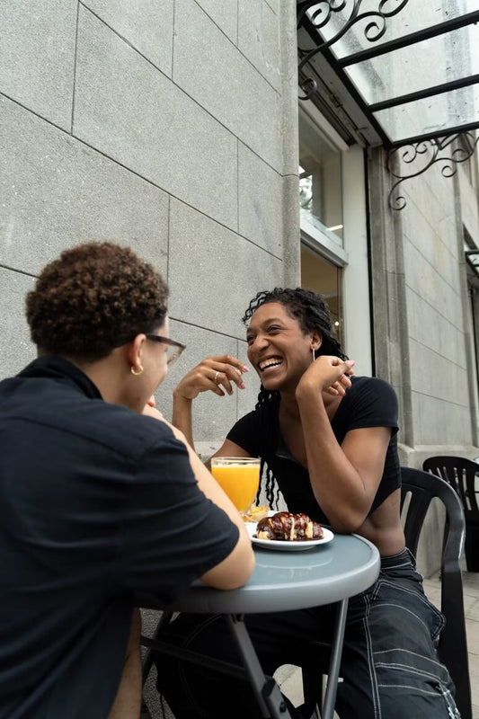 How to date a woman for the first time