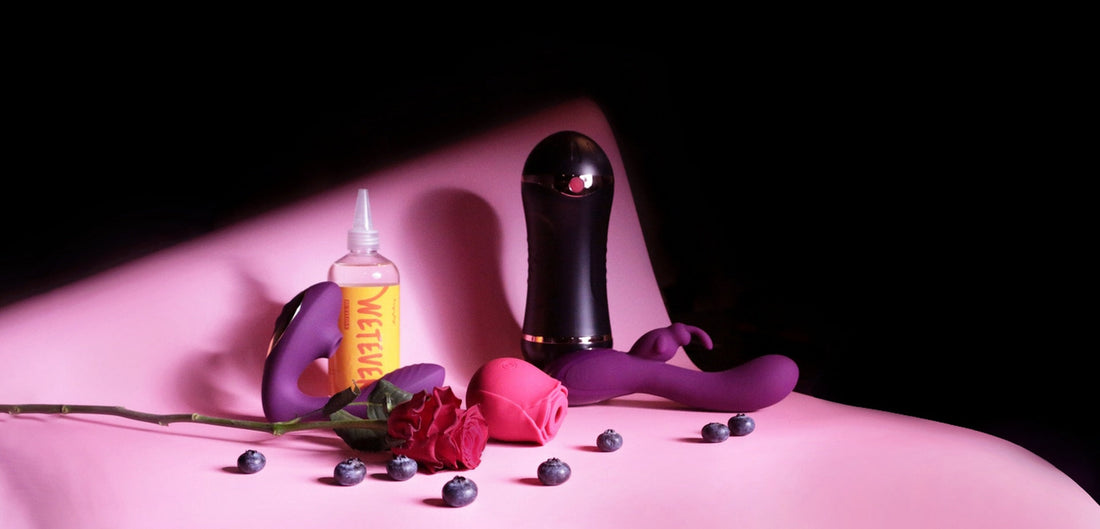 Mutual masturbation for a lesbian couple - Wet For Her Mutual masturbation for a lesbian couple - Wet For Her