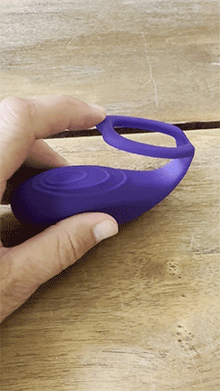 You are ready to scissor. Use the <strong>remote control</strong> to change vibration speeds. <em>Tip:</em> You can use two RockHers to double the sensations. 